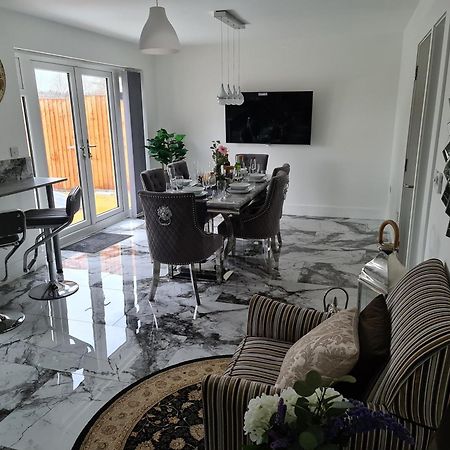 Sav 5 Bed Luxury Detached House In Leicester Humberstone Dış mekan fotoğraf
